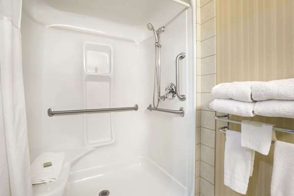  - Super 8 Hotel High Level