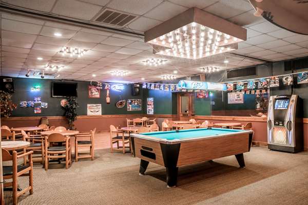 Bar - Super 8 Motel Lake Jackson