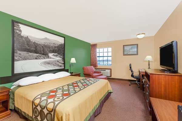  - Super 8 Hotel Searcy