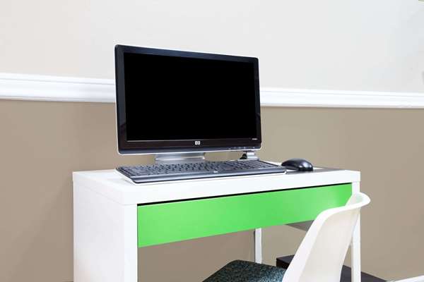 Conference Area - Super 8 Motel Quesnel