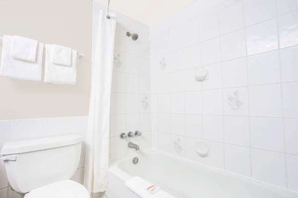  - Super 8 Motel Quesnel