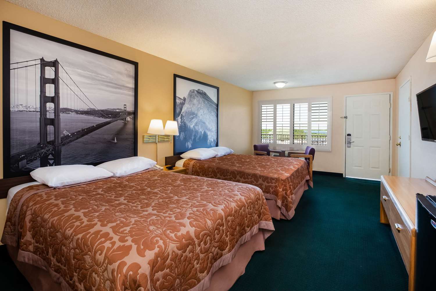 Super 8 Motel Lindsay, CA See Discounts