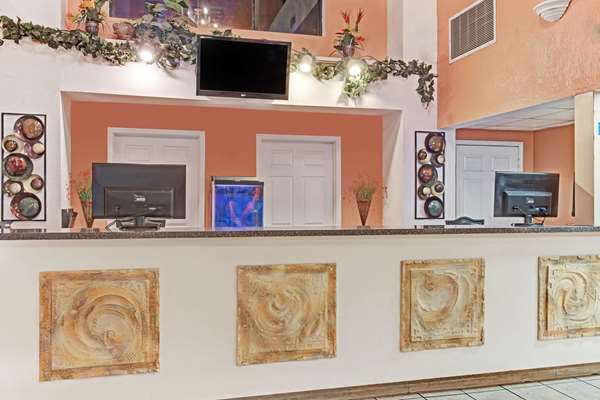  - Howard Johnson Inn Tropical Palms Kissimmee