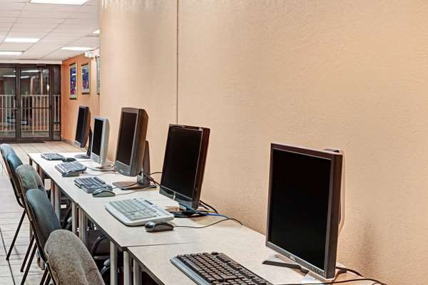 Conference Area - Howard Johnson Inn Tropical Palms Kissimmee