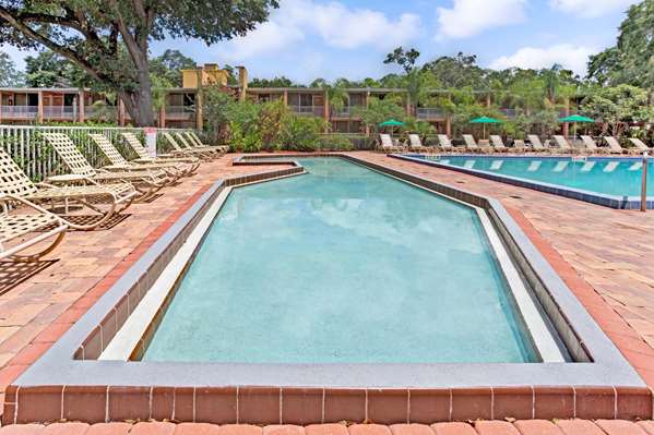 Pool - Howard Johnson Inn Tropical Palms Kissimmee