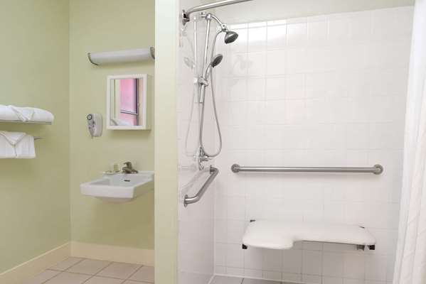  - Super 8 Hotel San Francisco