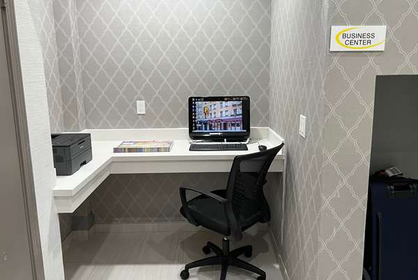 Conference Area - Super 8 Hotel San Francisco