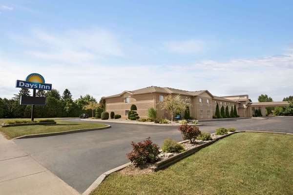 Exterior view - Days Inn Leamington