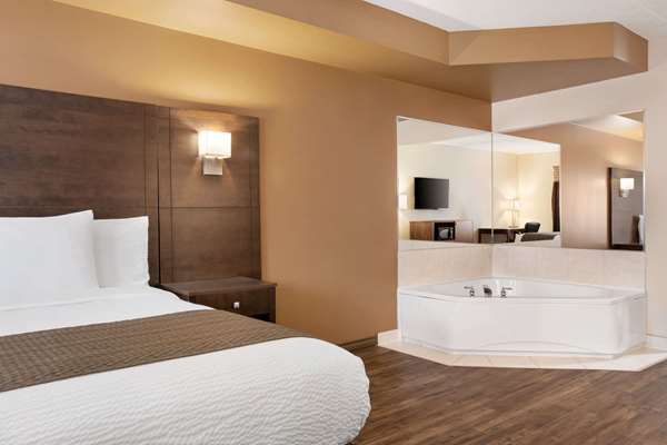 Suite - Days Inn Leamington