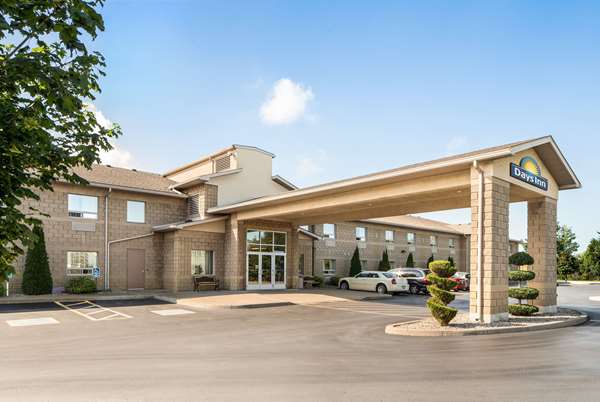 Exterior view - Days Inn Leamington