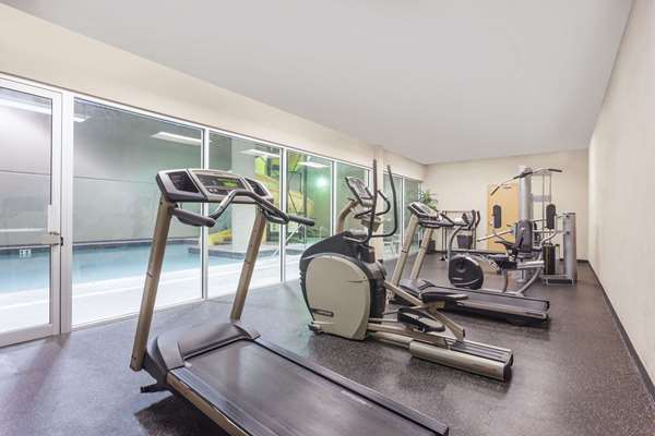 Fitness/ Exercise Room - Super 8 Hotel Abbotsford
