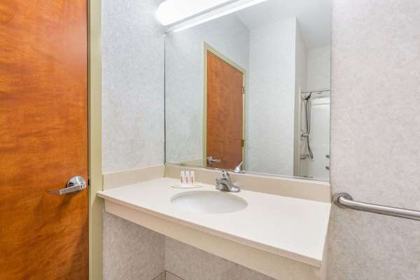 - Days Inn Glen Allen - I-95, Exit 83