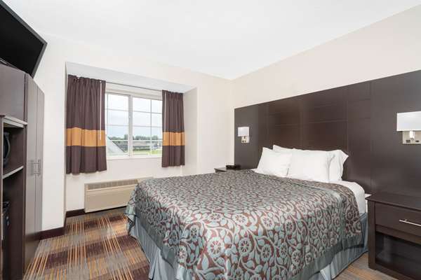  - Days Inn Faribault