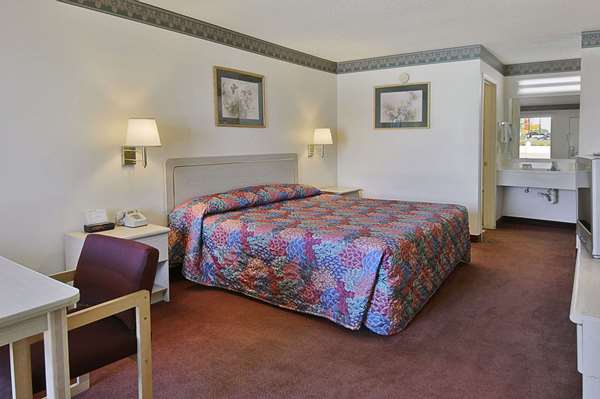  - Days Inn Chipley - I-10, Exit 120