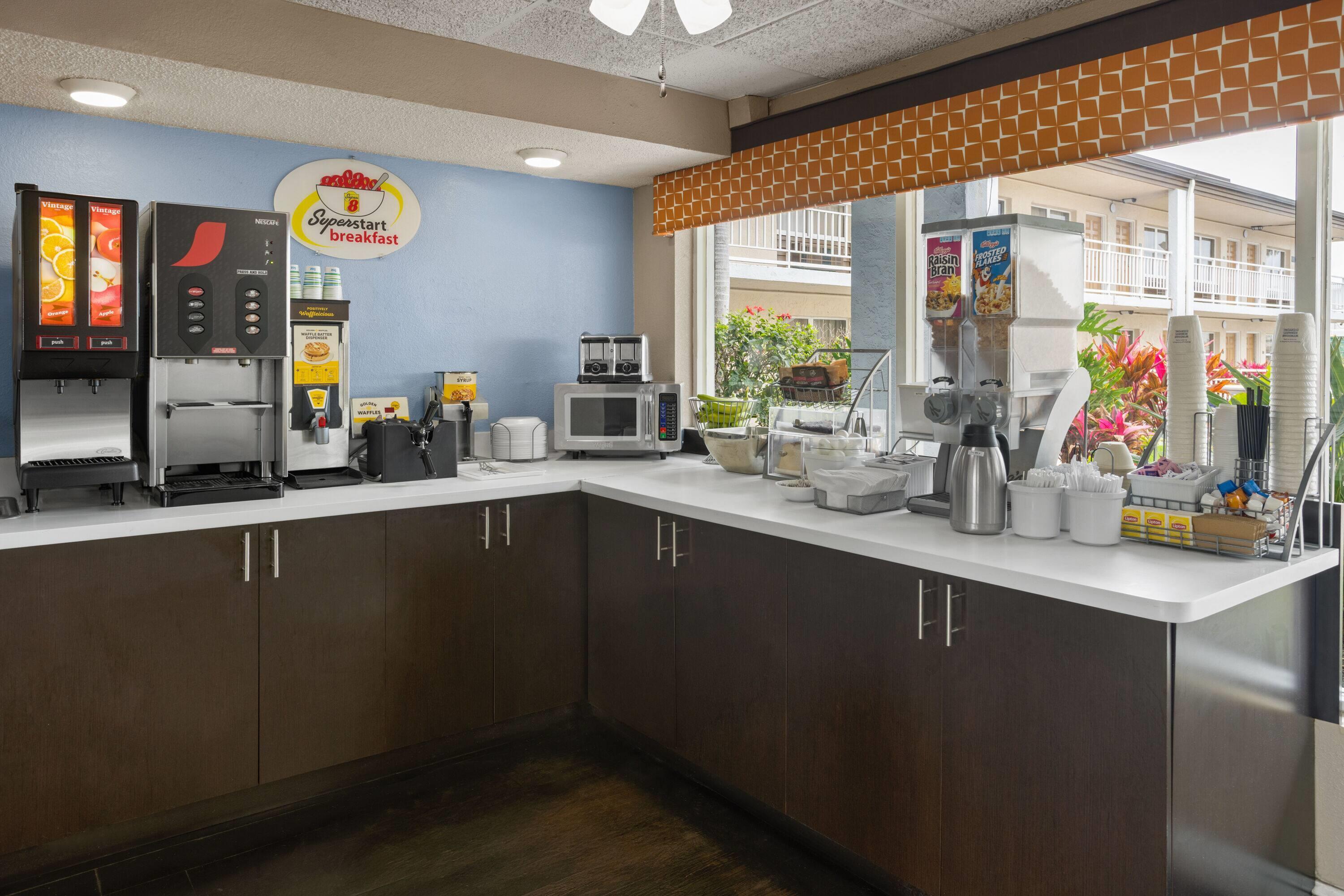 Property amenity | Super 8 by Wyndham Ellenton Bradenton Area