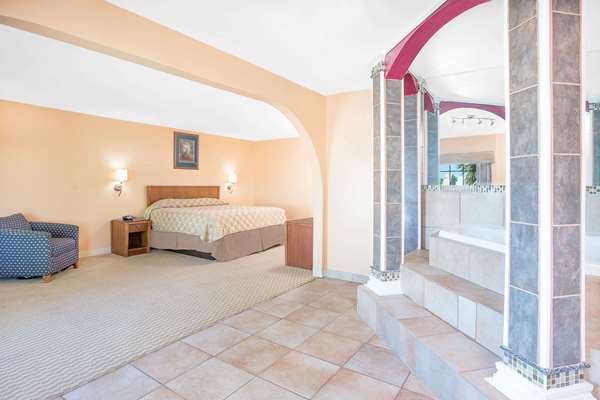  - Super 8 Motel San Angelo