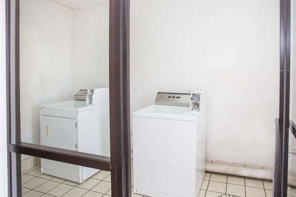 Amenities - Super 8 Hotel Springdale - I-49, Exit 72