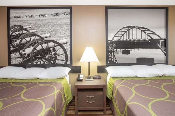  - Super 8 Hotel Springdale - I-49, Exit 72