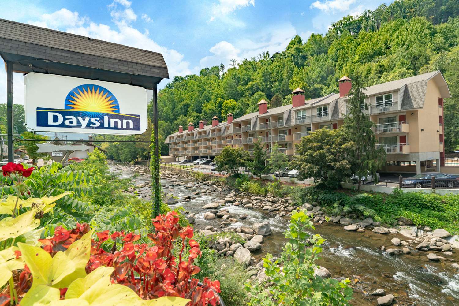 Days Inn Gatlinburg, TN See Discounts