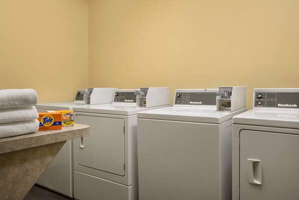  - Ramada Limited Hotel Golden