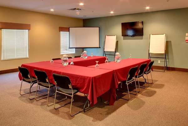  - Ramada Limited Hotel Golden