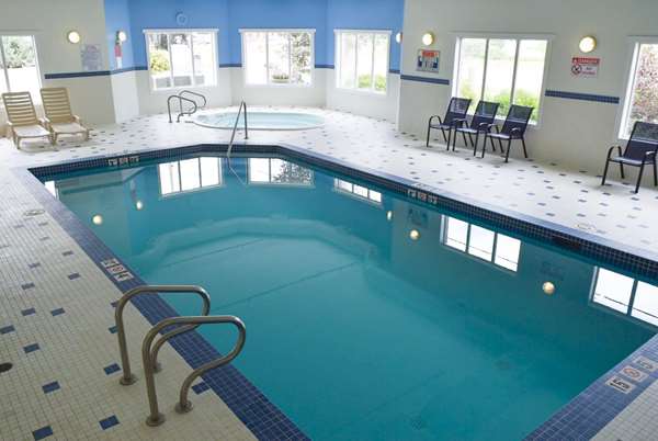 Pool - Ramada Limited Hotel Golden