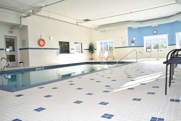 Pool - Ramada Limited Hotel Golden