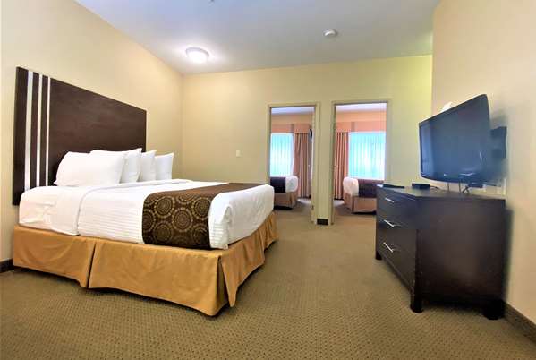 Suite - Ramada Limited Hotel Golden