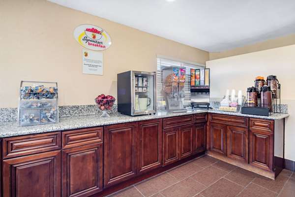  - Super 8 Motel South Hotel Circle San Diego