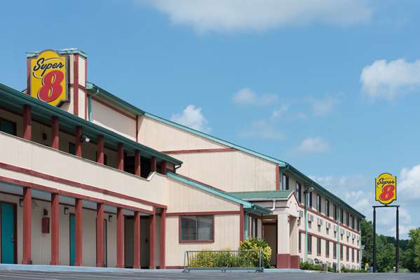 Exterior view - Super 8 Hotel Hancock