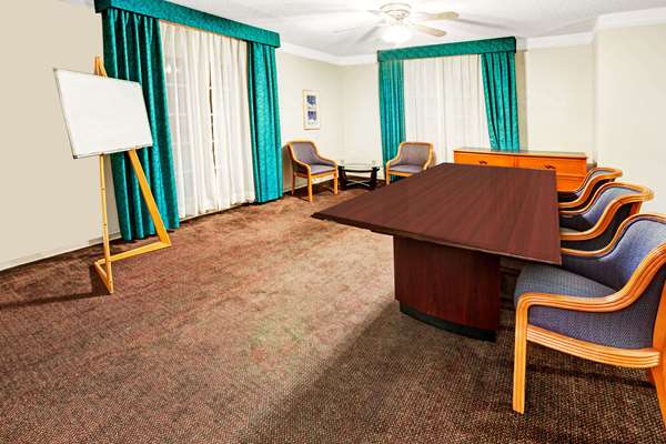  - Travelodge Northwest Richland Hills