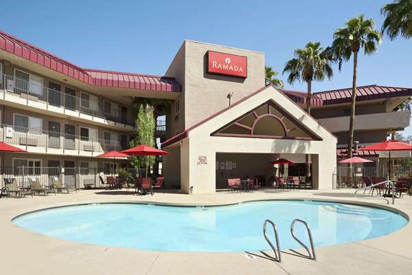 Pool - Ramada Limited Hotel Arizona Mills Tempe - I-10, Exit 155