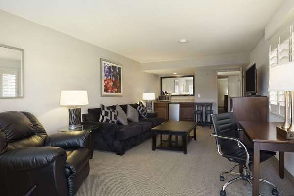 Suite - Ramada Limited Hotel Arizona Mills Tempe - I-10, Exit 155