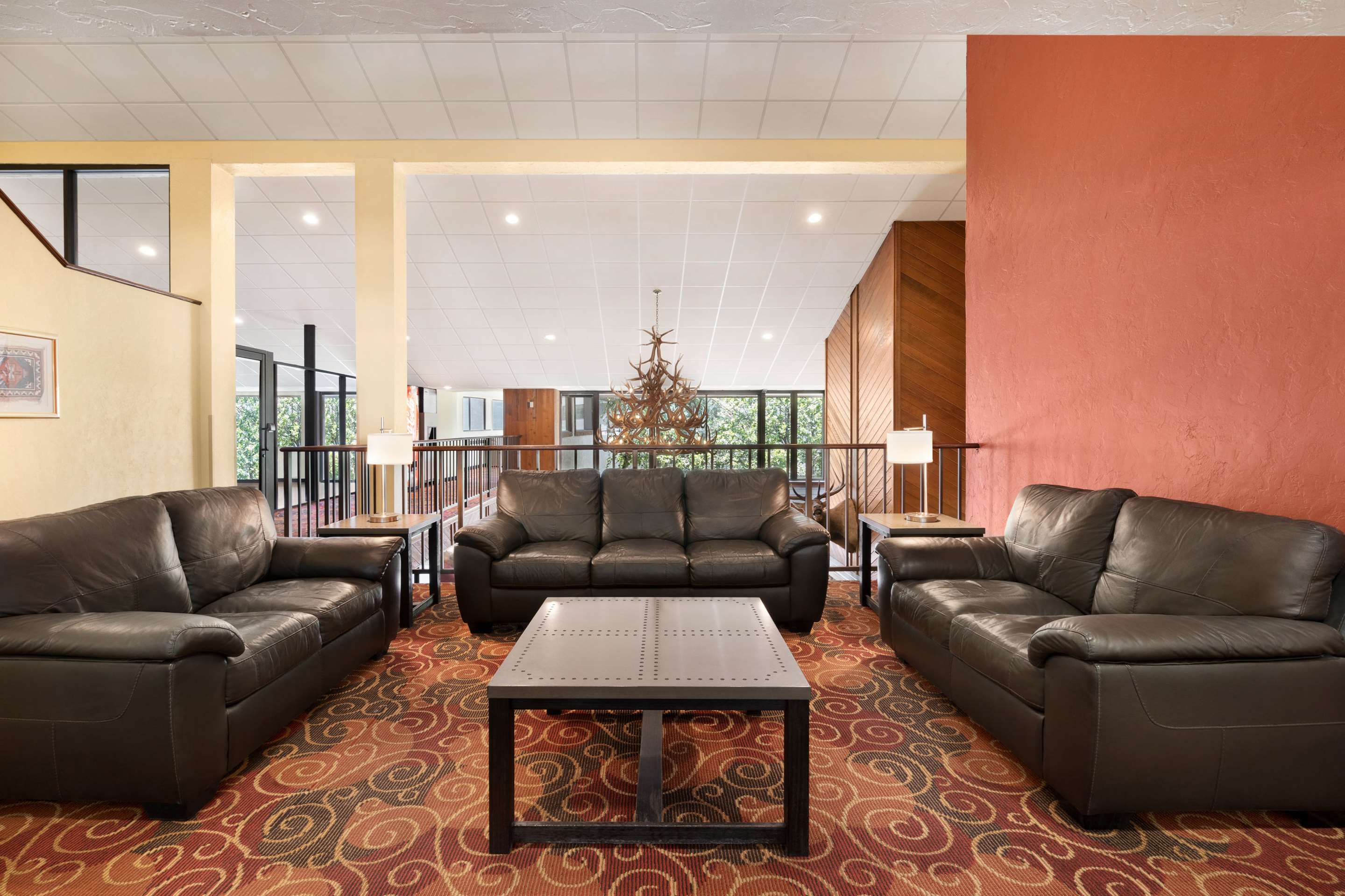 bar lounge