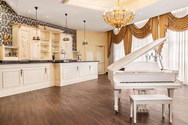 Bar - Travelodge Richmond Hill