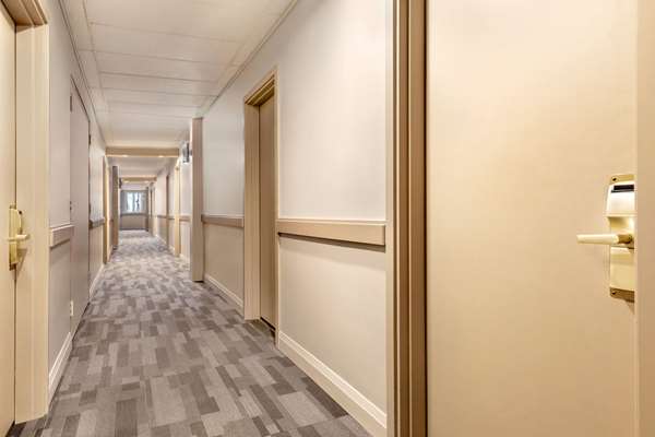  - Travelodge Richmond Hill