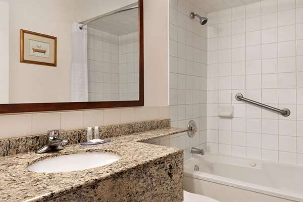  - Travelodge Richmond Hill