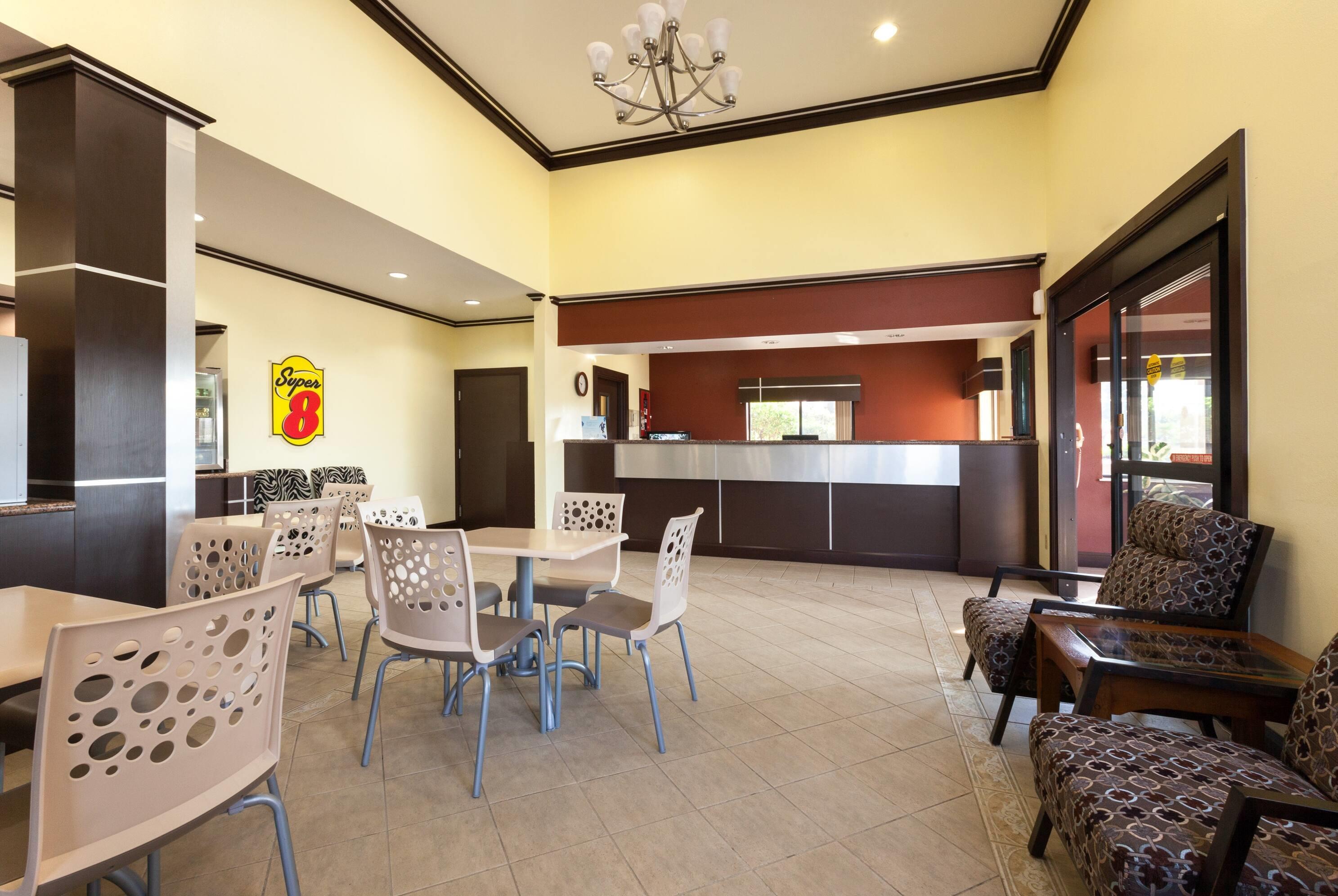 Reception | Super 8 by Wyndham Fairfield Tx
