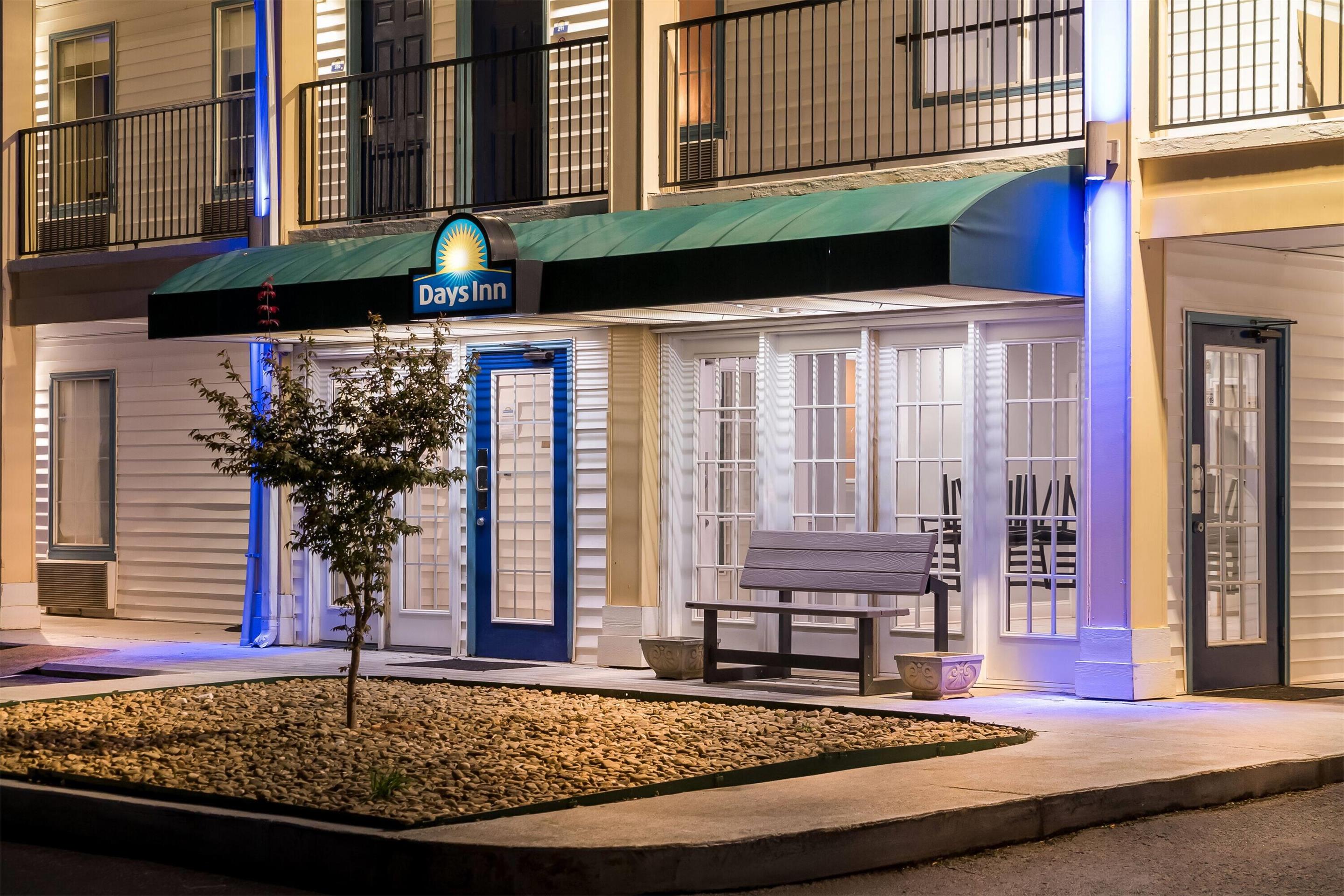 Exterior | Days Inn by Wyndham Simpsonville