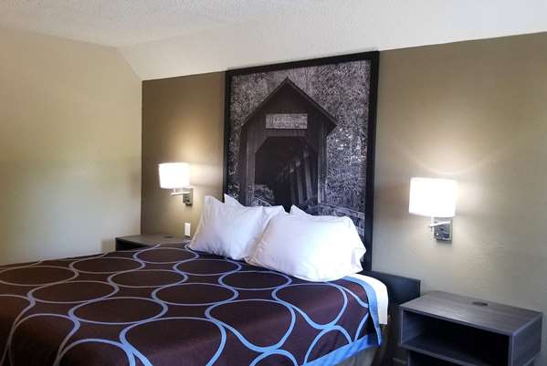  - Super 8 Hotel Brownsburg - I-74, Exit 66