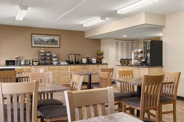 Restaurant - Travelodge Goldcap Prince George