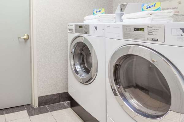  - Days Inn Huntsville