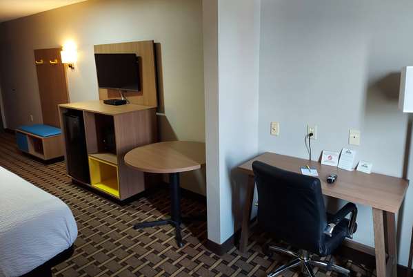  - Days Inn Huntsville