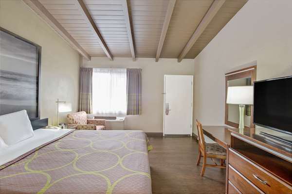  - Super 8 Motel Culver City Los Angeles