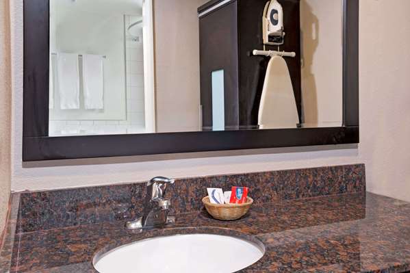  - Super 8 Motel Culver City Los Angeles