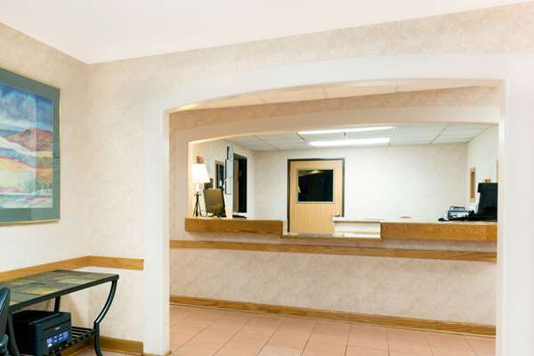  - Super 8 Hotel Verona