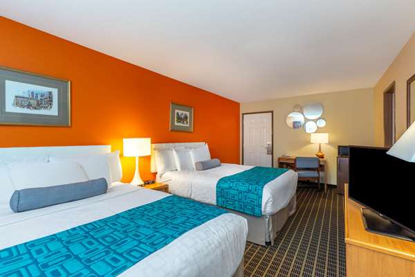  - Howard Johnson Express Inn Leavenworth