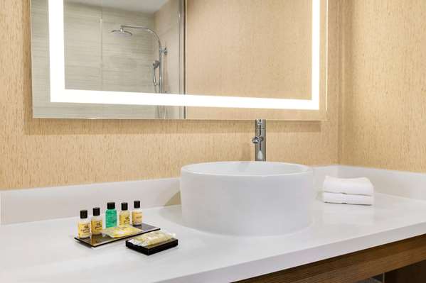  - Wyndham Garden Hotel Anaheim - I-5, Exit 109