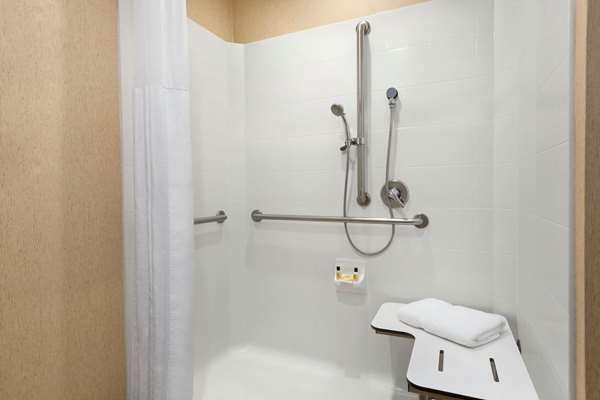  - Wyndham Garden Hotel Anaheim - I-5, Exit 109
