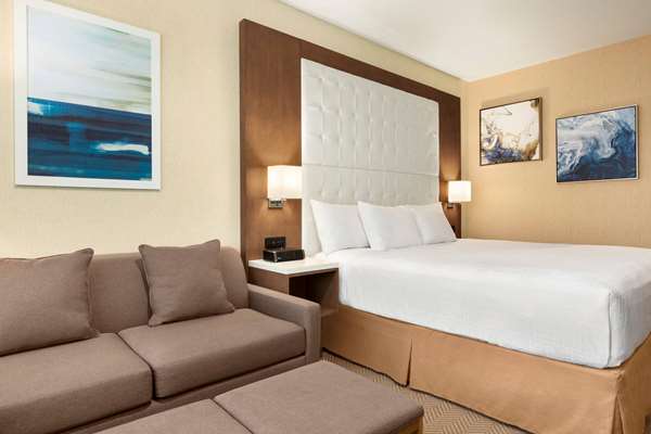  - Wyndham Garden Hotel Anaheim - I-5, Exit 109
